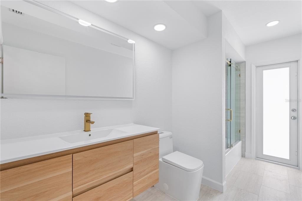 20424 Calder Avenue - Photo 16