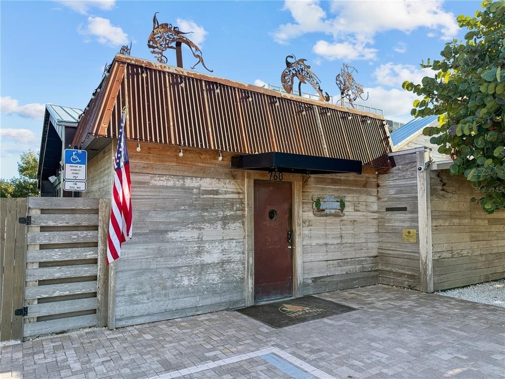 700 Longboat Court - Photo 32