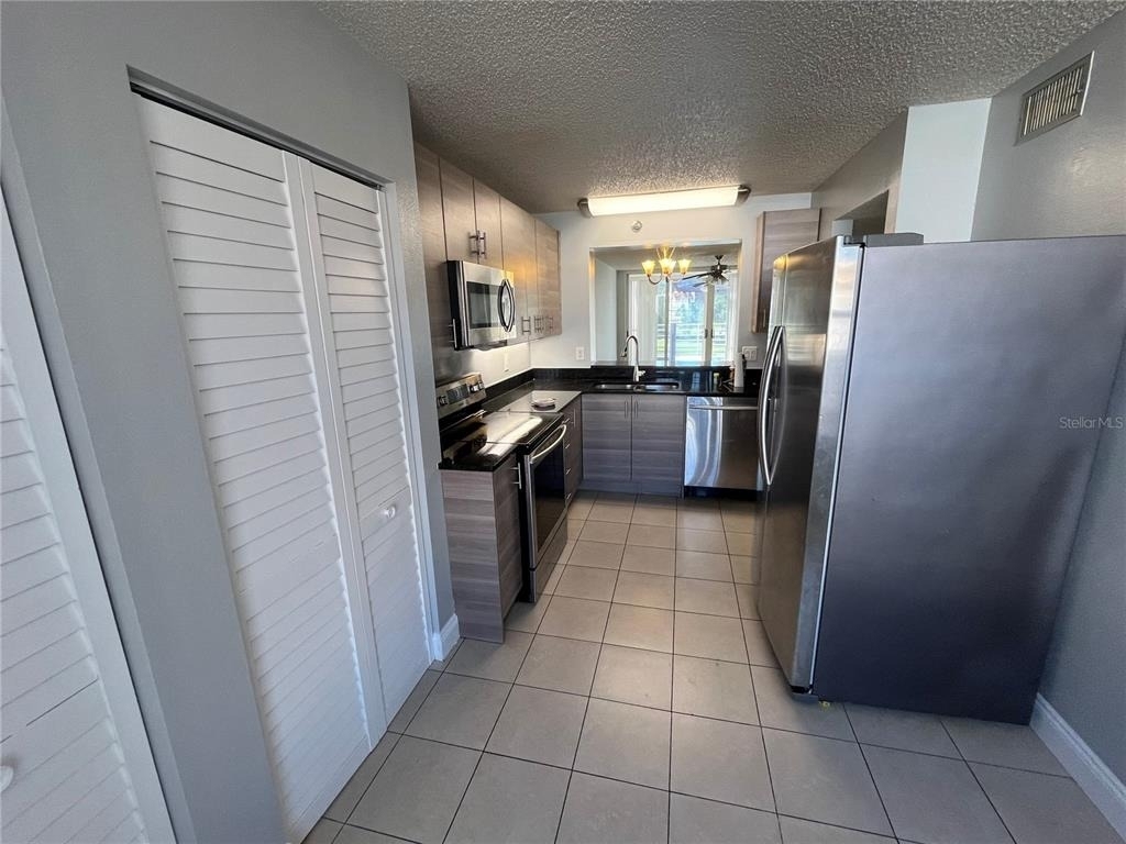 4460 Fairways Blvd - Photo 5