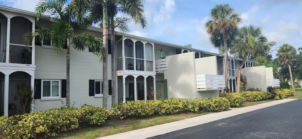 2304 Ringling Boulevard - Photo 1