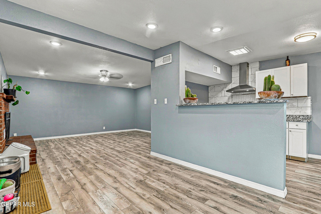 5201 Prince Edward Avenue - Photo 17