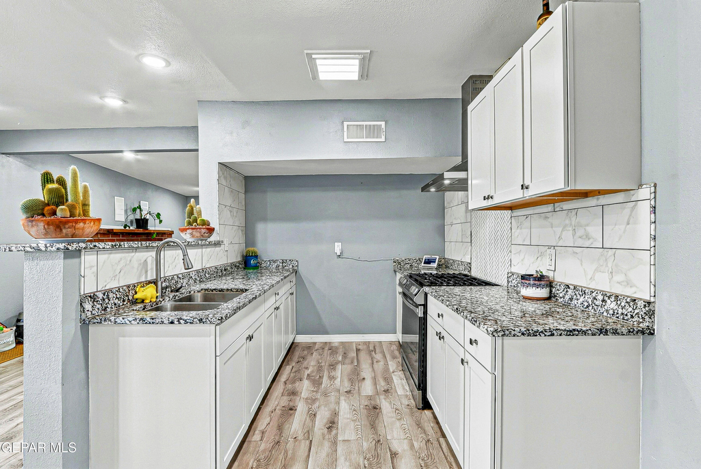 5201 Prince Edward Avenue - Photo 24