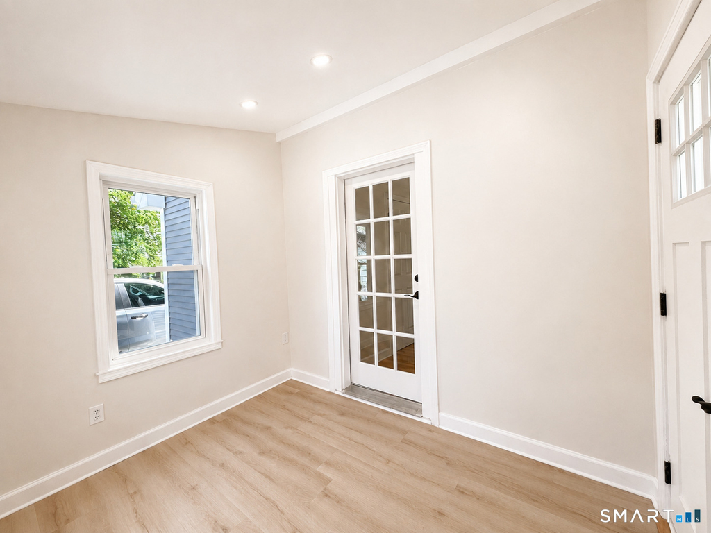 24 Bushnell Avenue - Photo 11