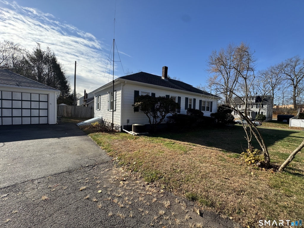 56 Highwood Avenue - Photo 3