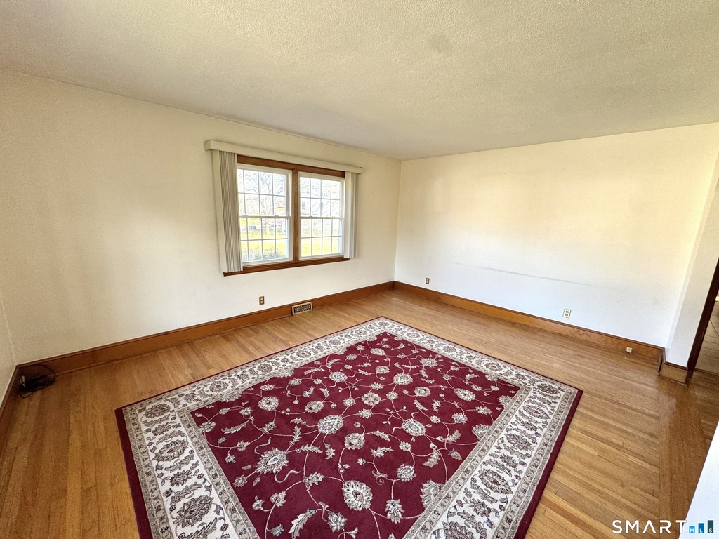 56 Highwood Avenue - Photo 10