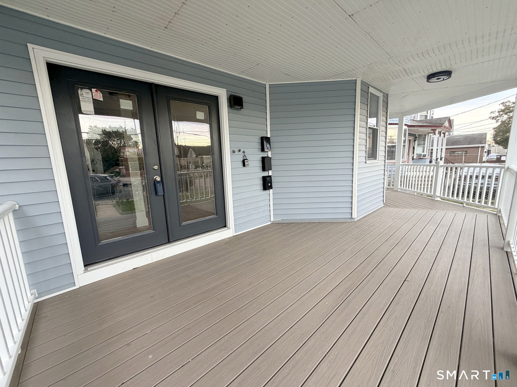 2937 Fairfield Avenue - Photo 2
