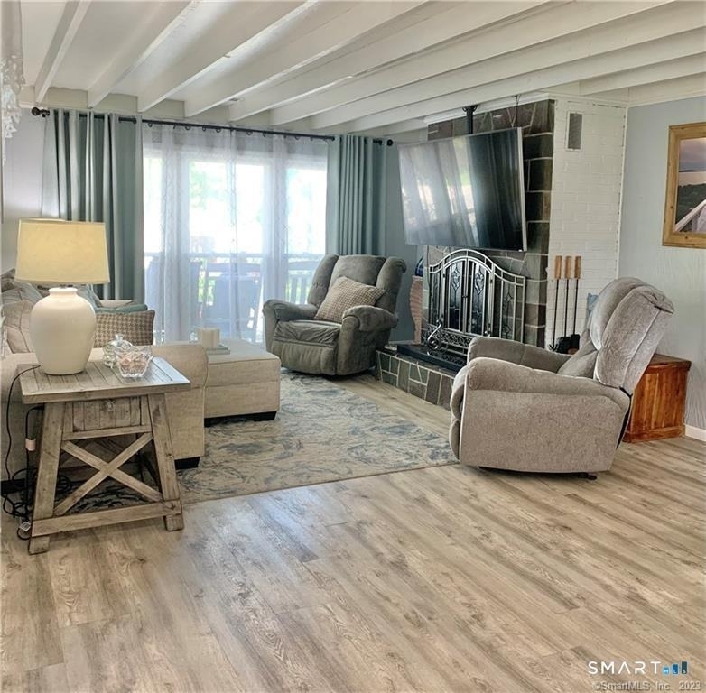 54 Hartford Avenue - Photo 2