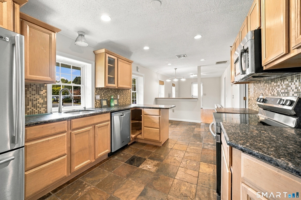 146 Main Street - Photo 5