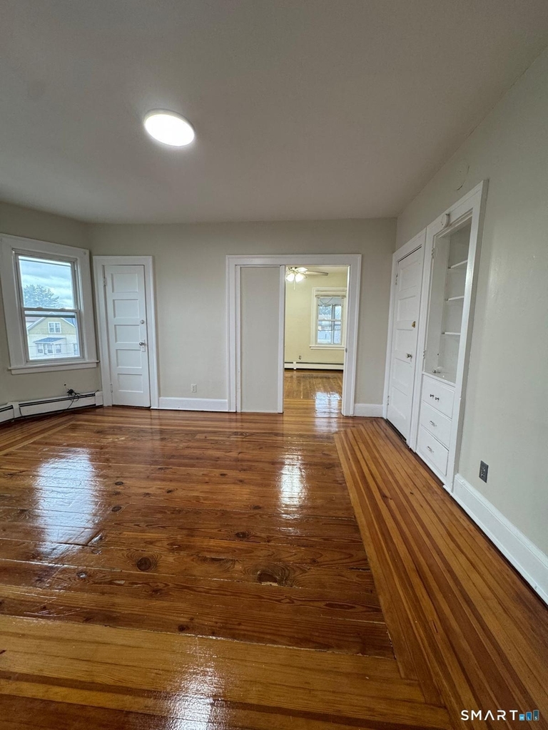 328 Chapman Street - Photo 4