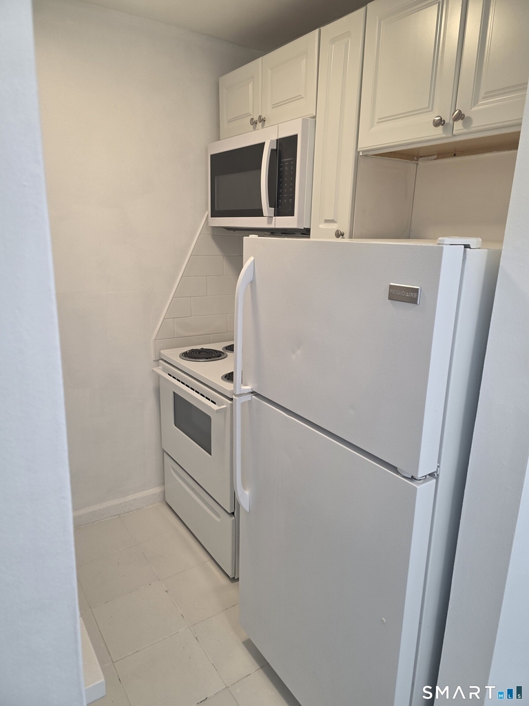 345 Benham Avenue - Photo 3
