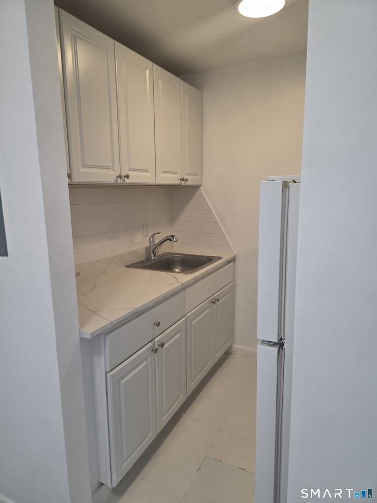 345 Benham Avenue - Photo 2