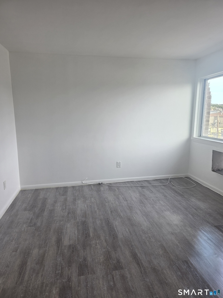 345 Benham Avenue - Photo 9