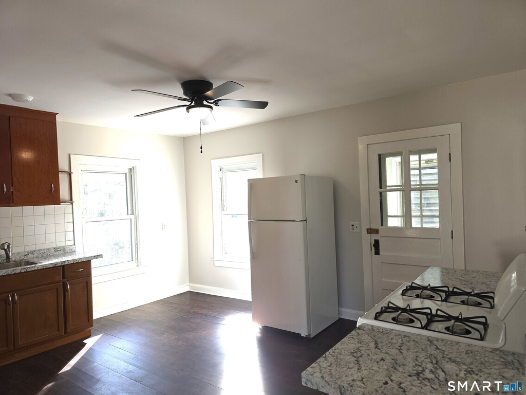 112 Lafayette Street - Photo 4