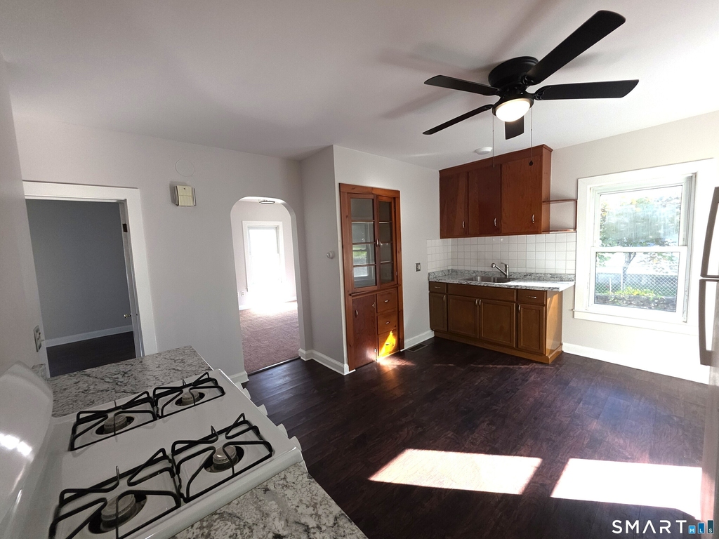 112 Lafayette Street - Photo 1