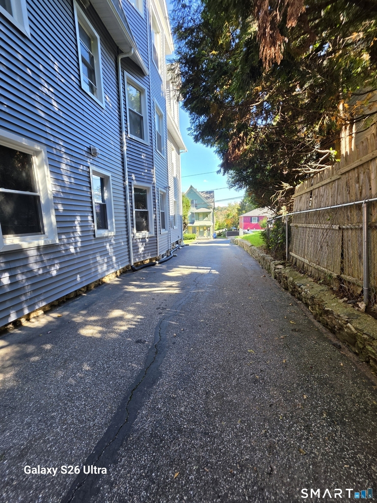 181 Monmouth Avenue - Photo 15