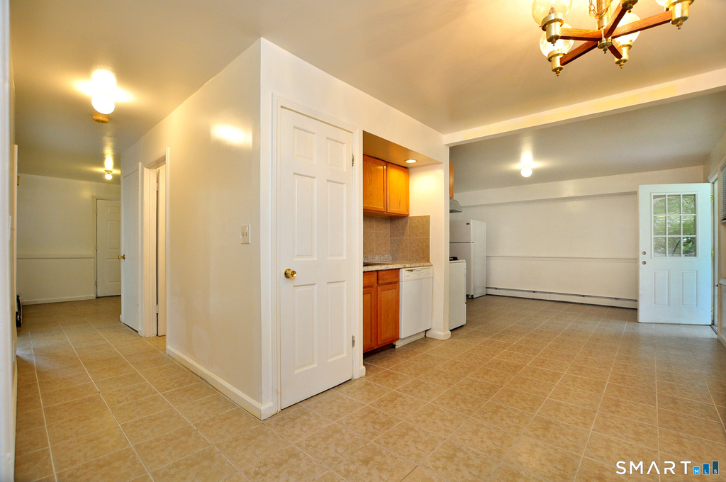 1681 Litchfield Turnpike - Photo 23