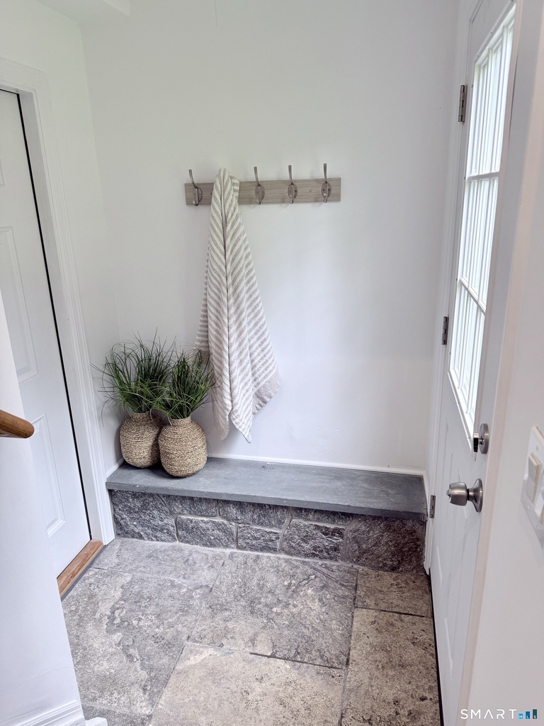 56 Richmondville Avenue - Photo 2