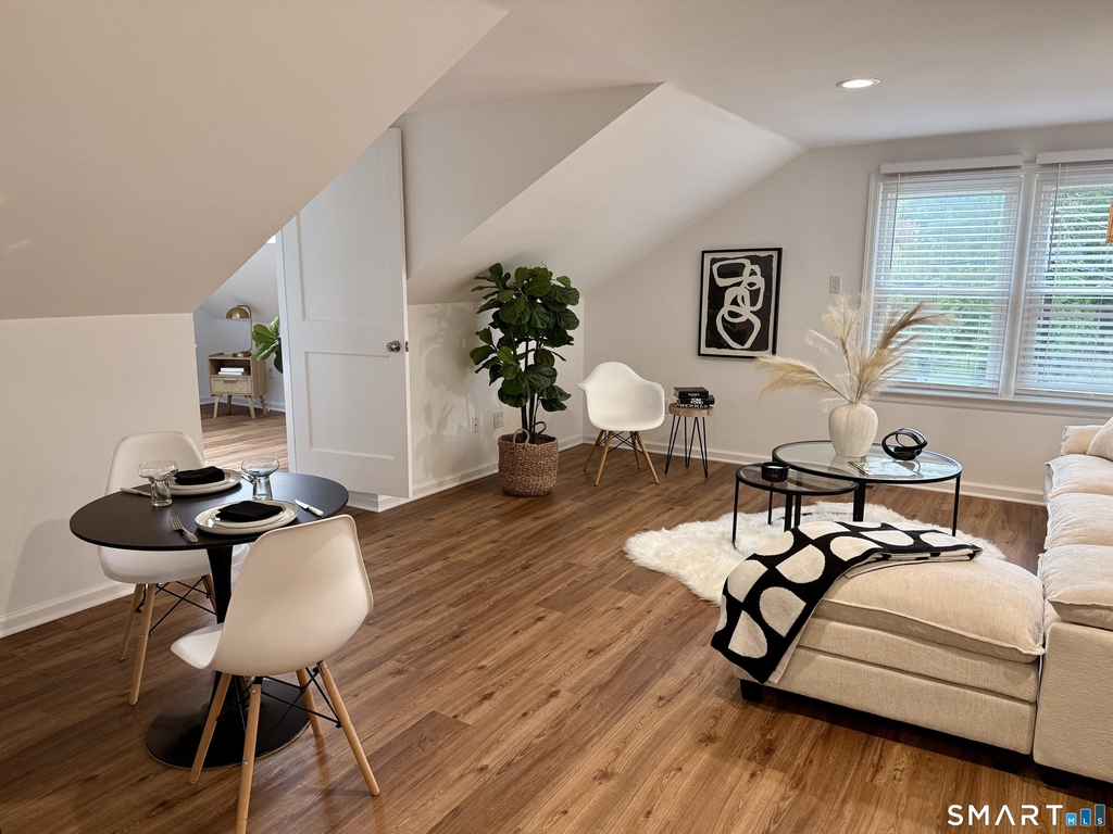 56 Richmondville Avenue - Photo 11