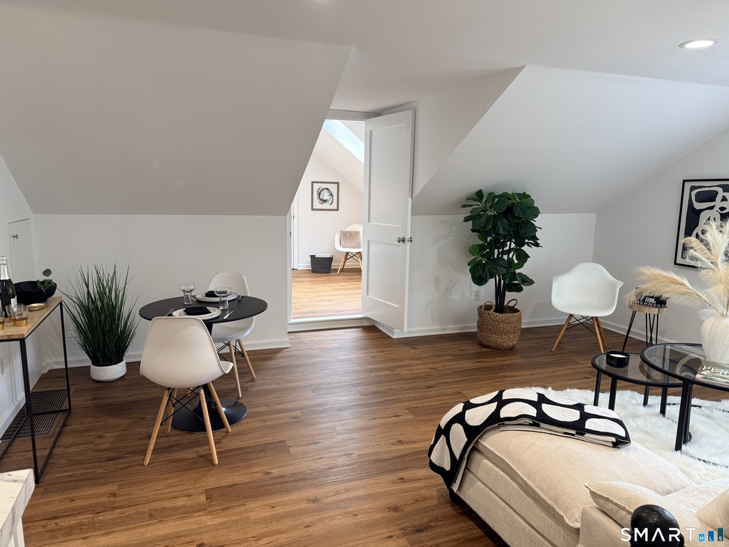 56 Richmondville Avenue - Photo 10