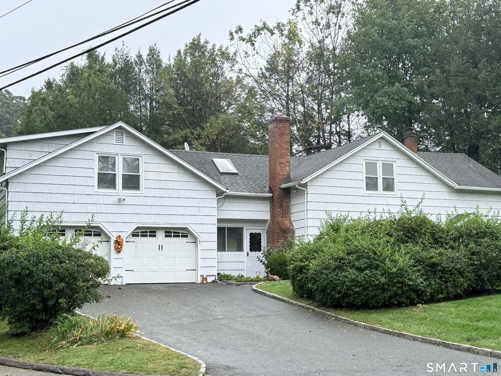 56 Richmondville Avenue - Photo 0