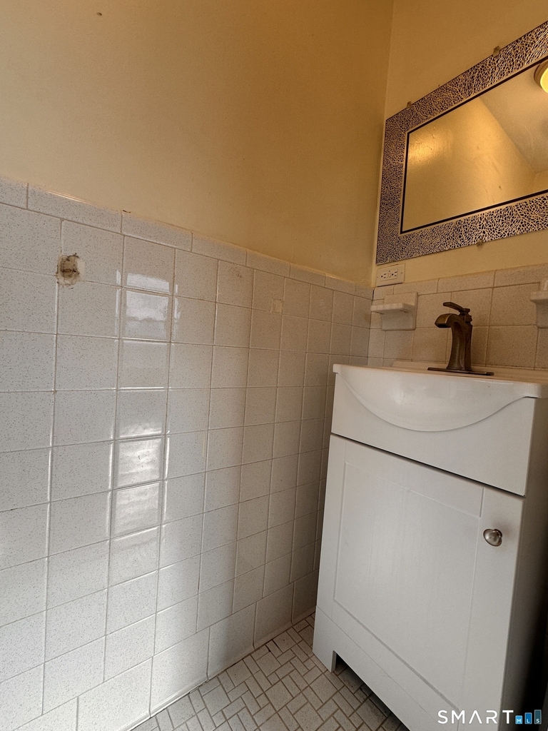 266 Linwood Street - Photo 10