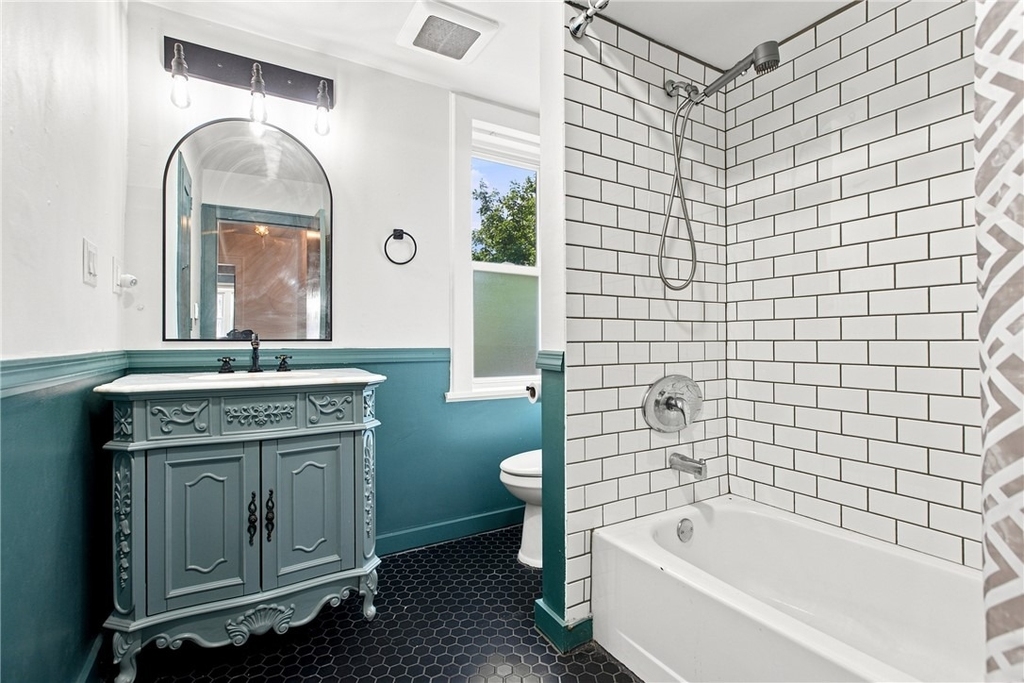 420 Edgemont Street - Photo 13