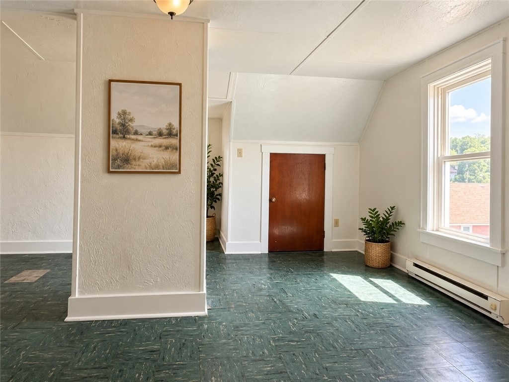 215 Donnan Ave - Photo 6