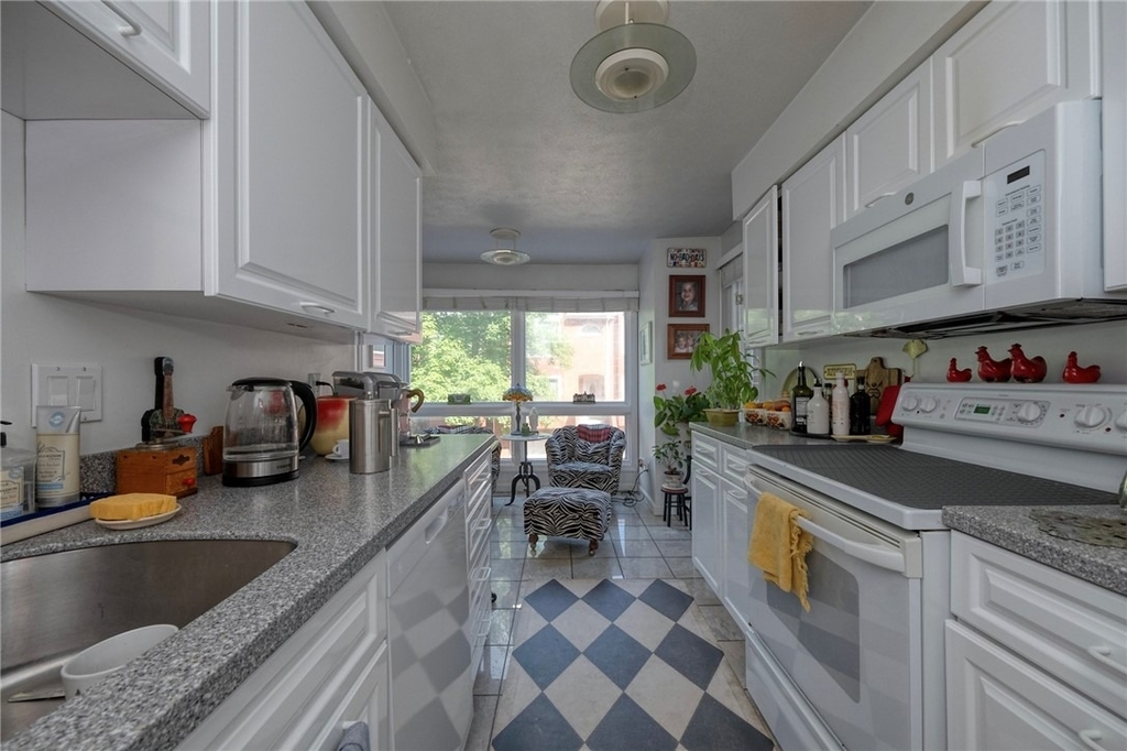 9 Graham Pl - Photo 13