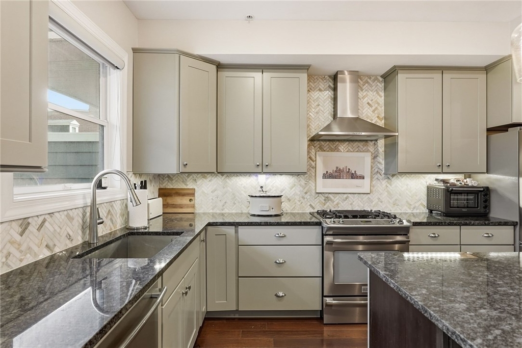 2652 Larkins Way - Photo 13