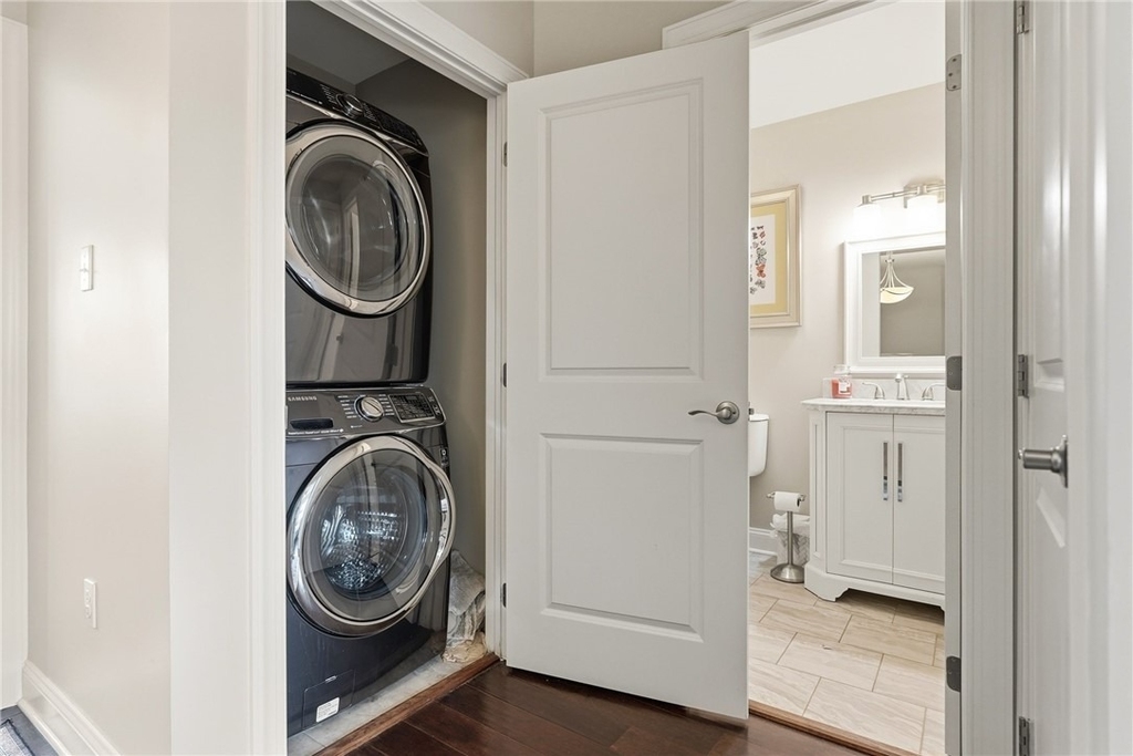 2652 Larkins Way - Photo 36