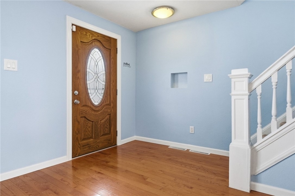 136 Dilworth St - Photo 3