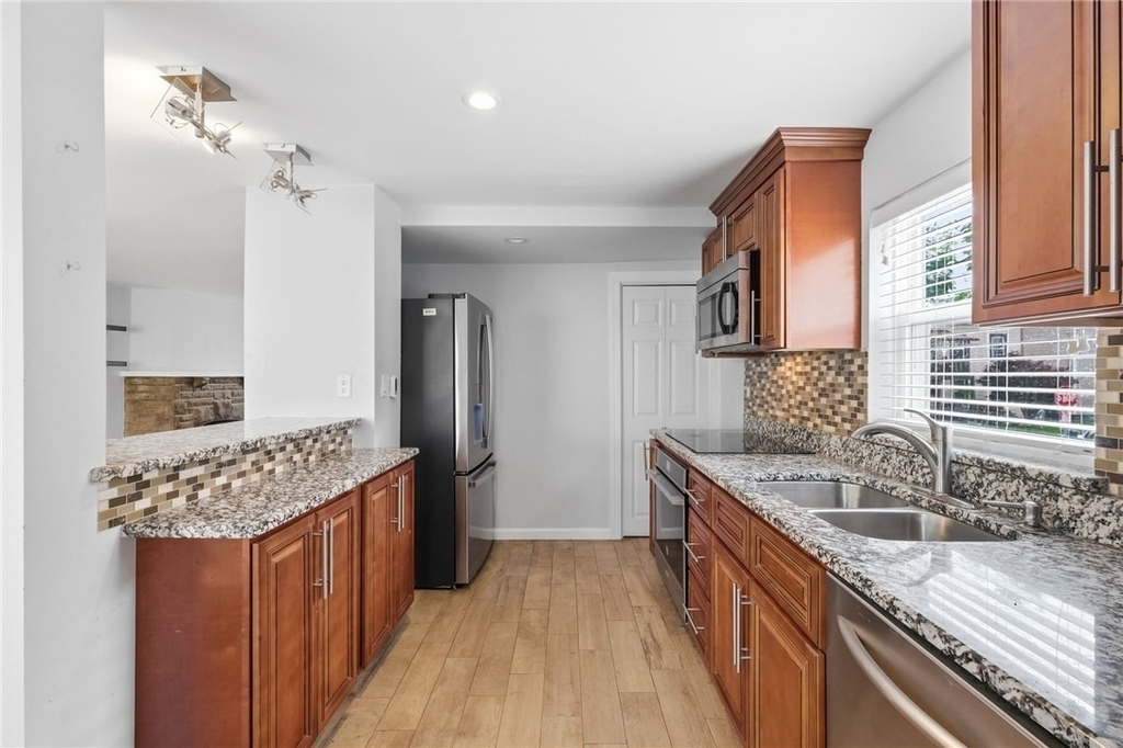 136 Dilworth St - Photo 14