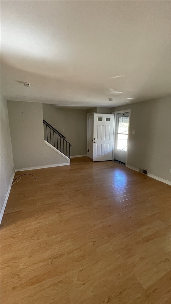 63 W Bellecrest Ave - Photo 3