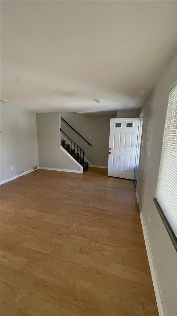 63 W Bellecrest Ave - Photo 4