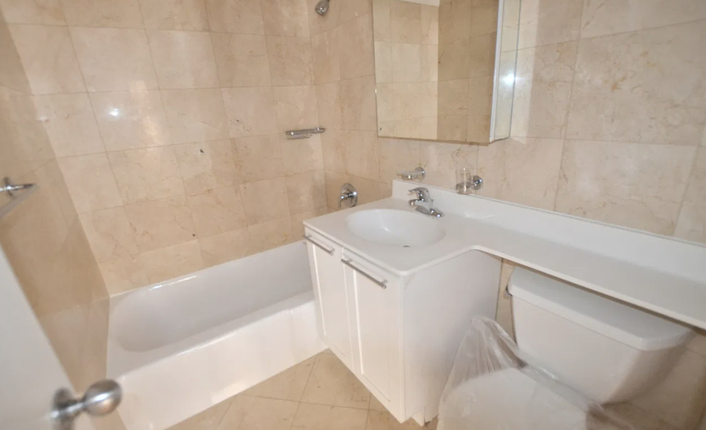 East 49th street - Photo 4
