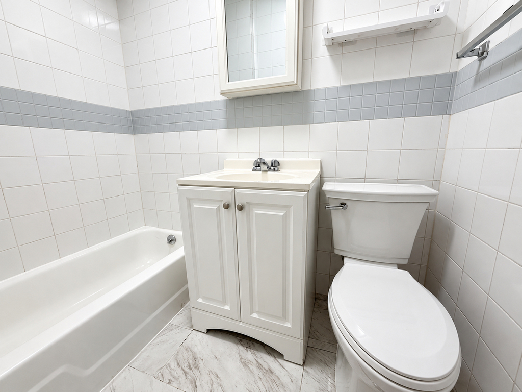 367 Menahan Street - Photo 6