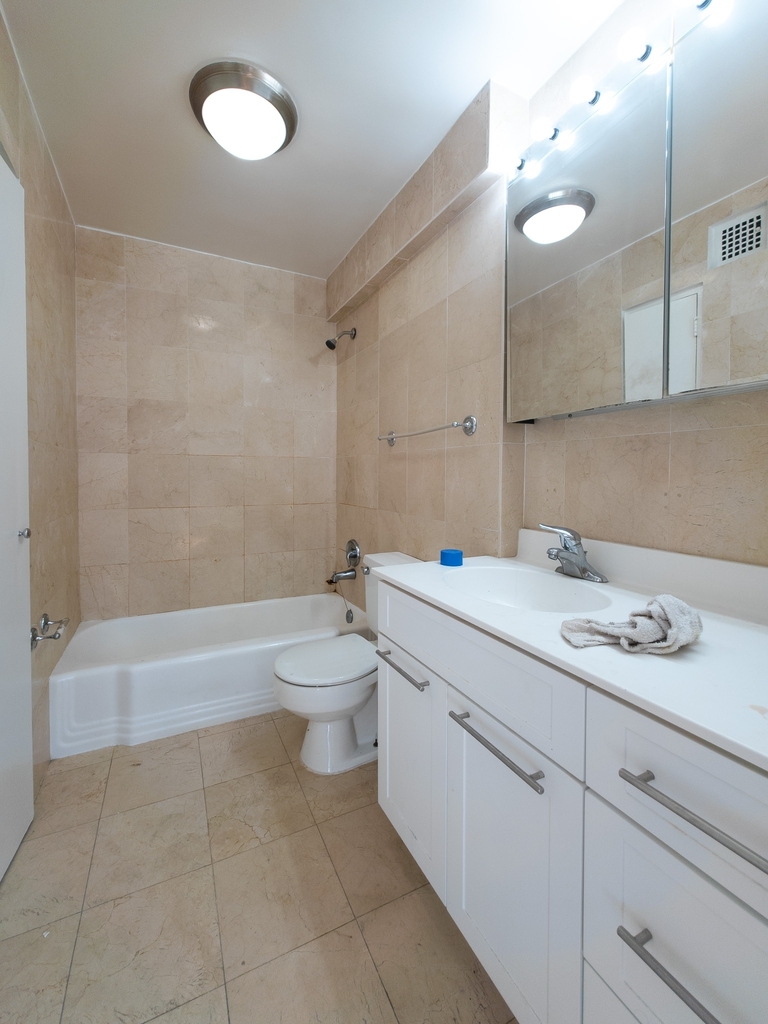 East 36th Street - Photo 5