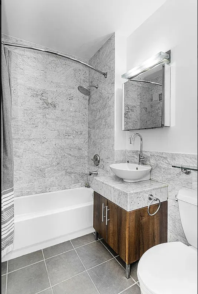 100 Fulton Street - Photo 4
