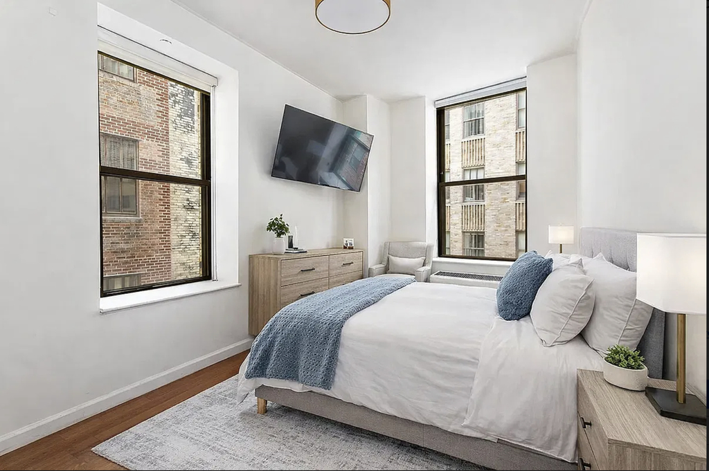 100 Fulton Street - Photo 1