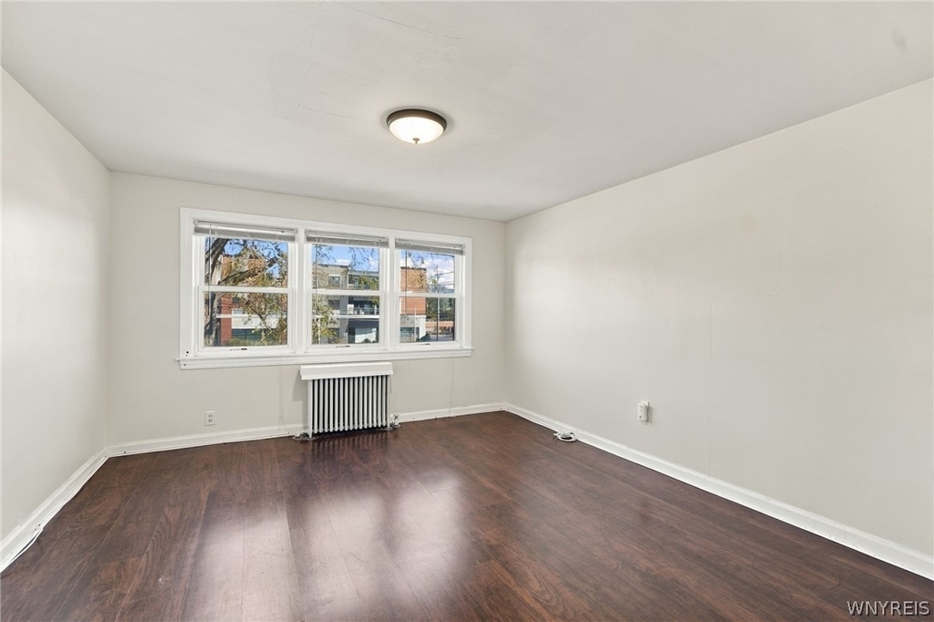 6797 Main Street - Photo 5