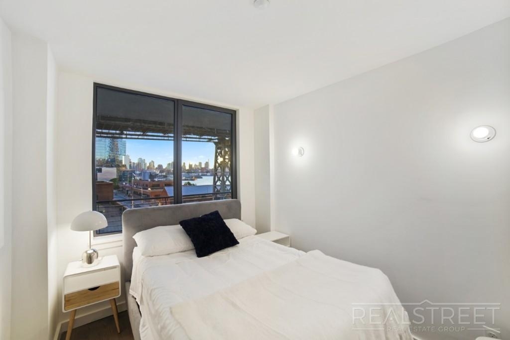 349 Kent Ave - Photo 8