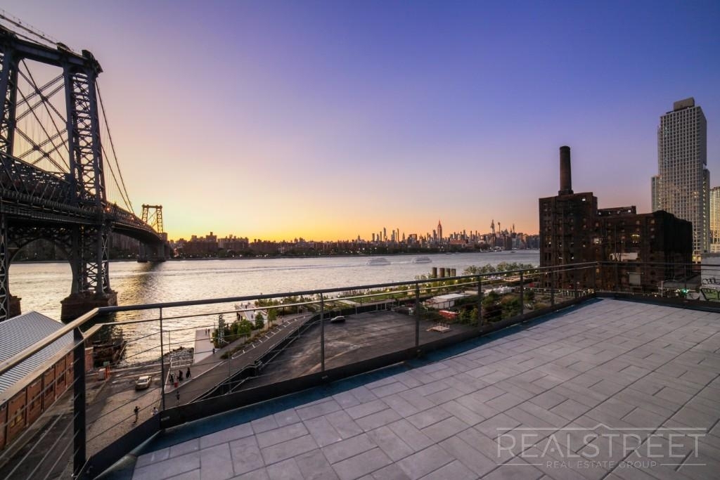 349 Kent Ave - Photo 14