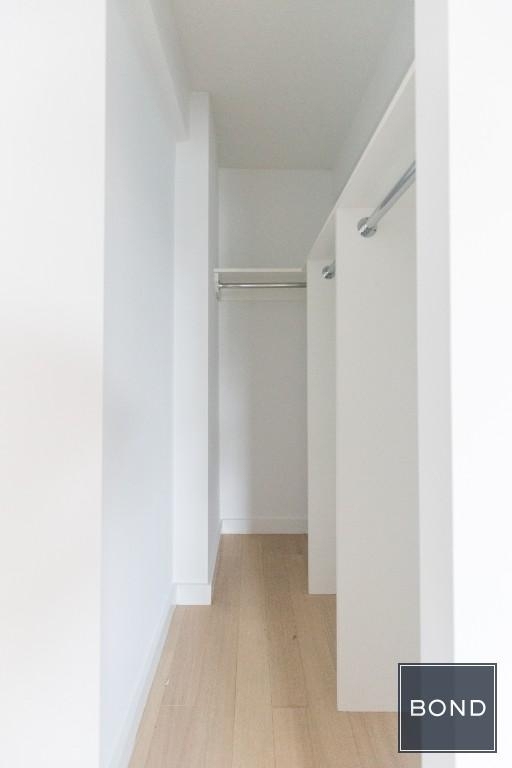 East 39th Street - Photo 9