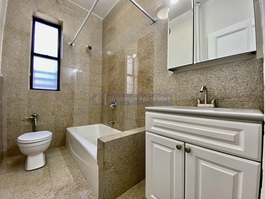 664 West 163rd Street - Photo 8