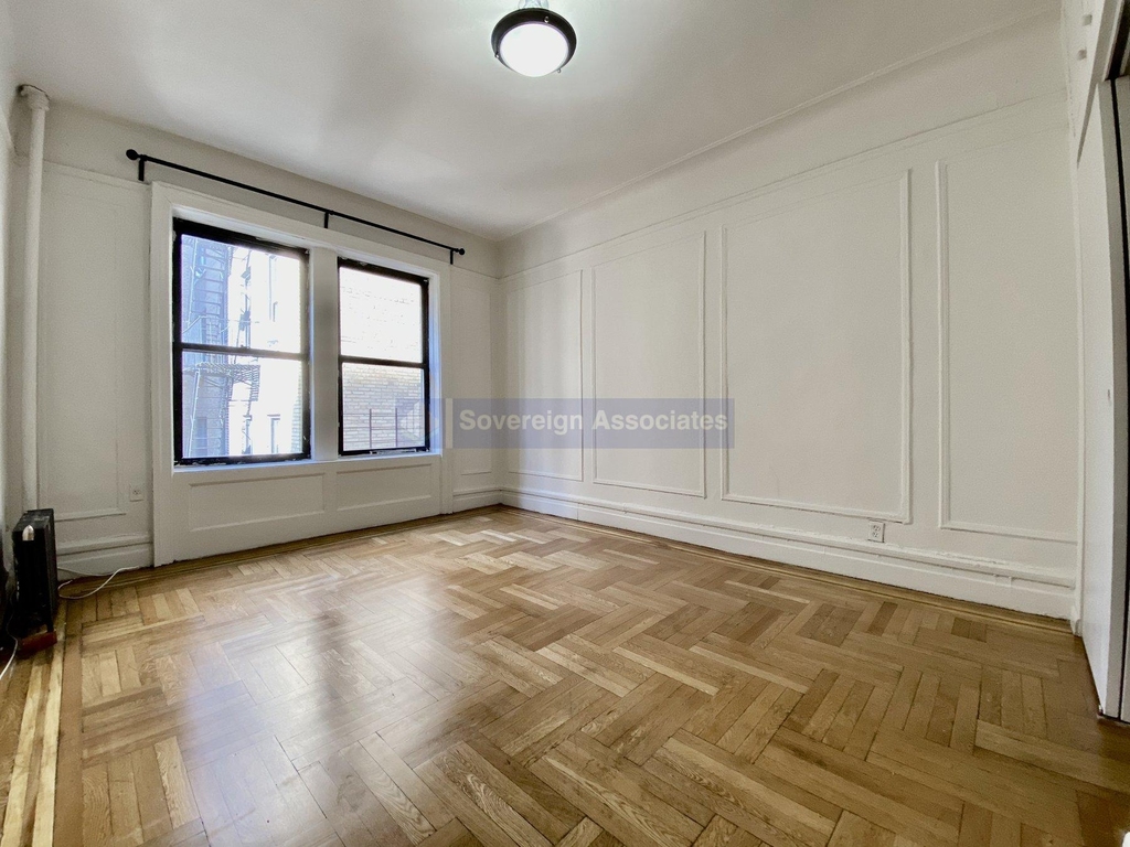 664 West 163rd Street - Photo 5