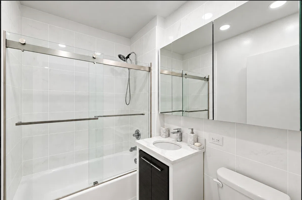 99 John Street - Photo 3