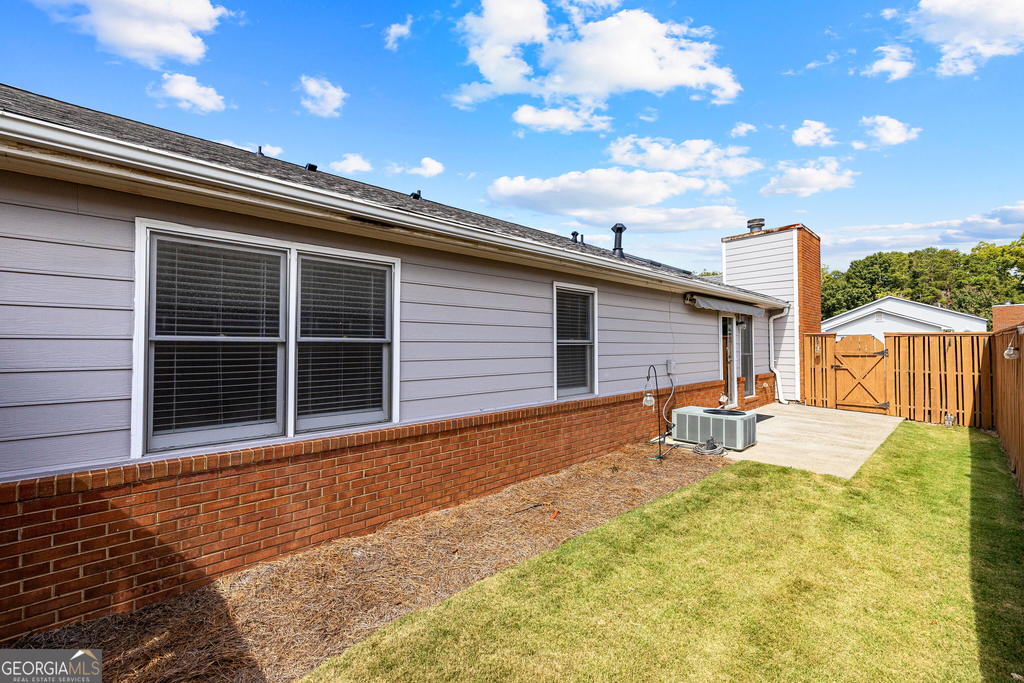 120 Courtyard Lane - Photo 15