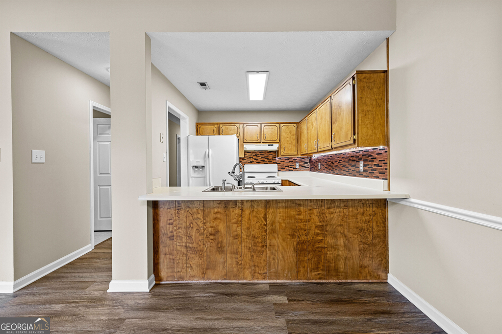 120 Courtyard Lane - Photo 4