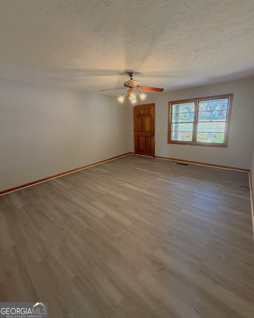 110 Bryan Street - Photo 2