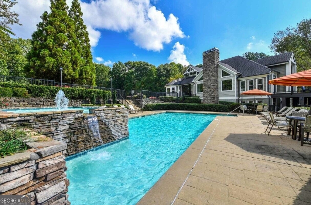 670 Thornton Road - Photo 18
